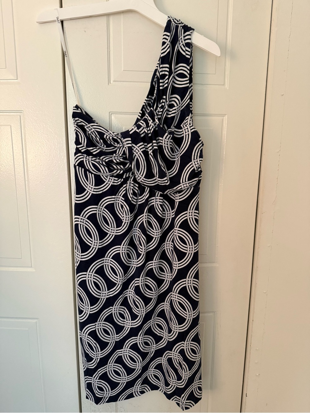 Tart Navy One-Shoulder Ring-Print Dress size medium